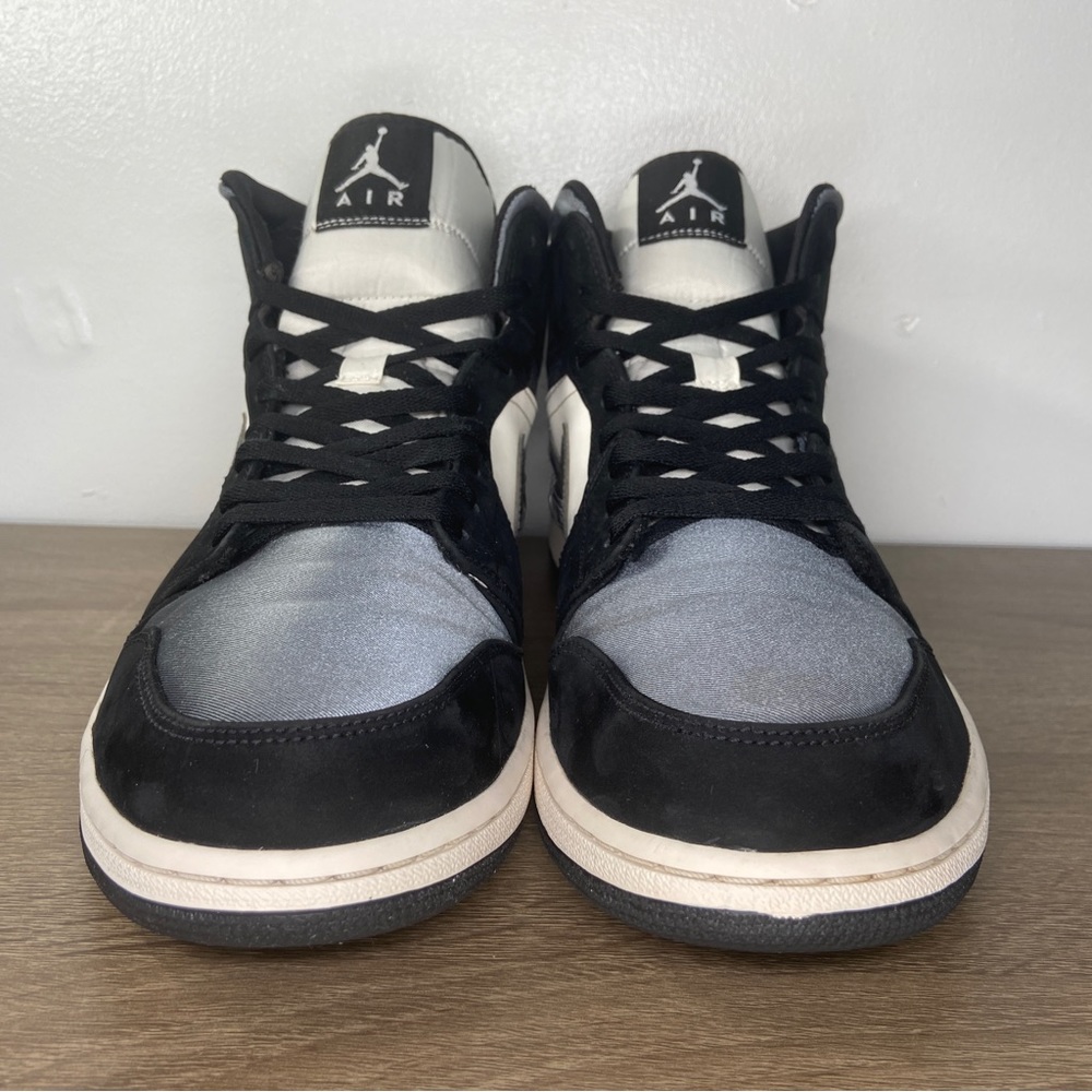 Nike Air Jordan 1 Mid Satin Grey Sneakers Mens 14 Black White Shoes 852542-011 - Picture 3 of 16